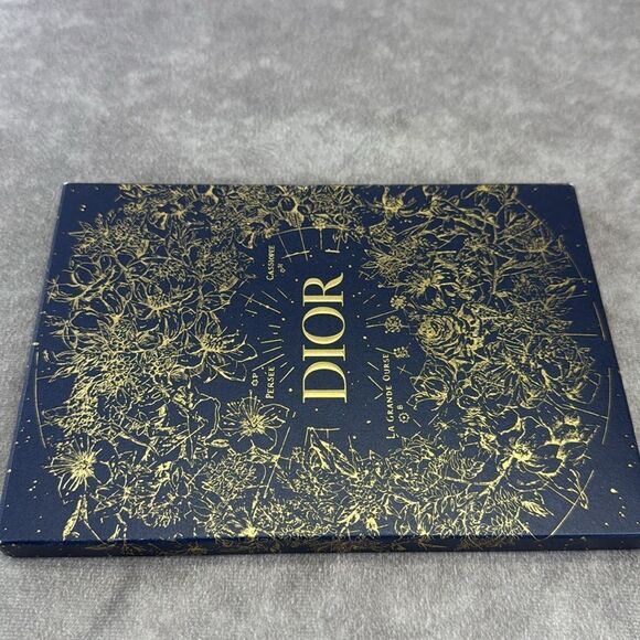 Dior Blue and Gold Notebook Limited Edition - Picture 2 of 10